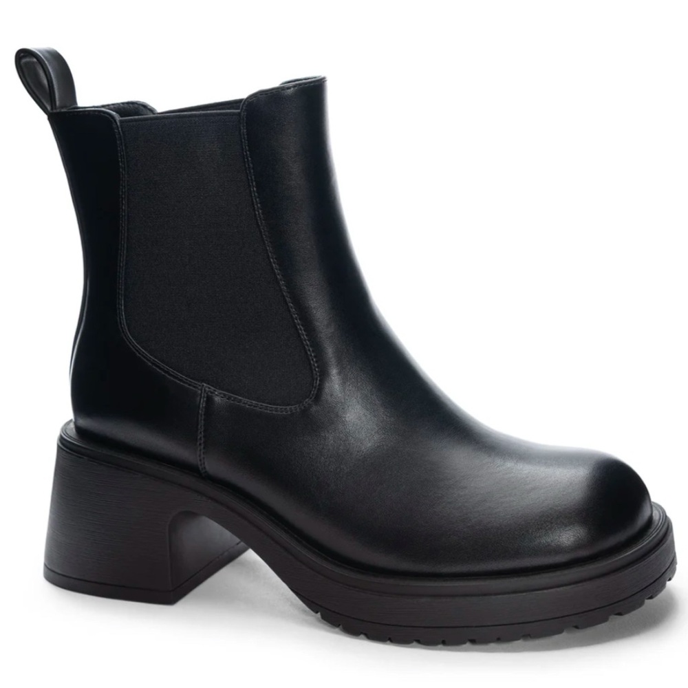 Dirty Laundry Chelsea Tune Out Boots